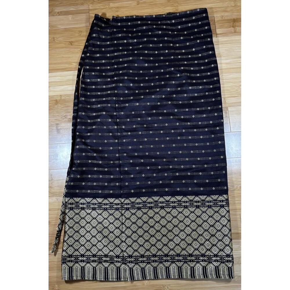 Vintage Handwoven Black & Gold Wrap Skirt Sarong Adjustable Size 38” Long